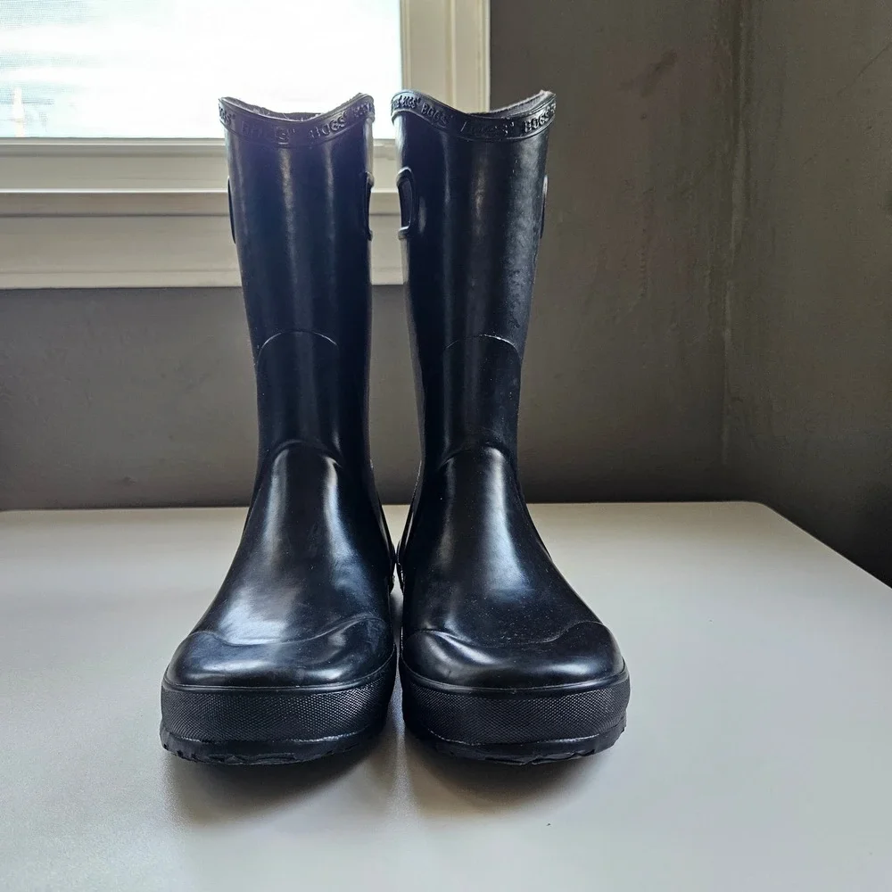 Bogs Kids Rainboot Winter Boots Black Waterproof Rubber Youth Size 4 Handle Snow